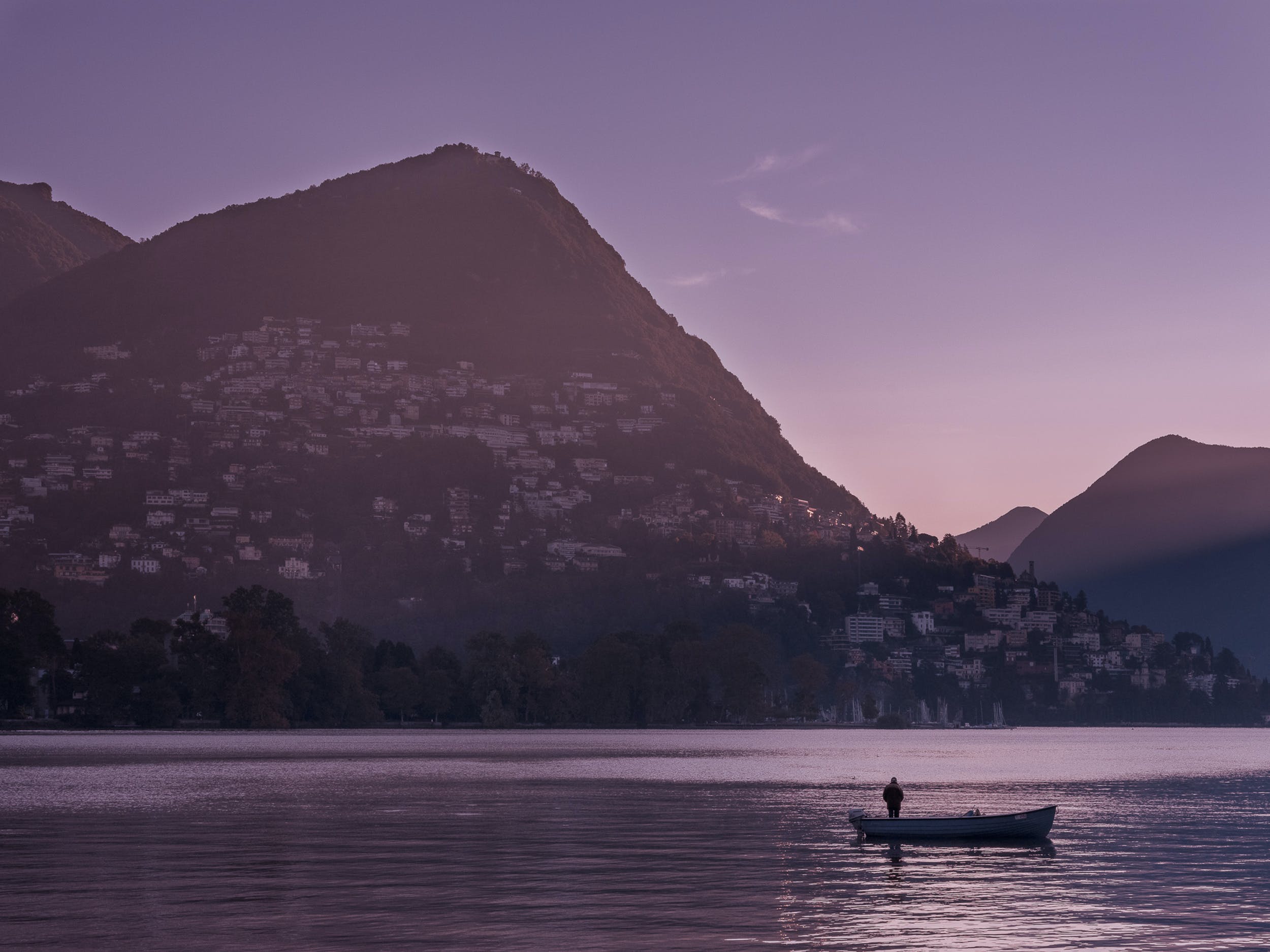 https://summerschoolticino.ch/conferenza-lugano-citta-territorio-resiliente