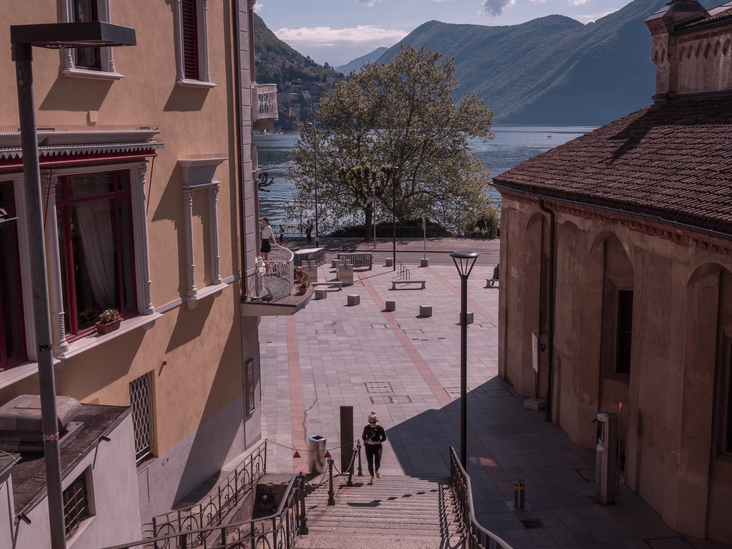 https://summerschoolticino.ch/conferenza-lugano-fare-citta